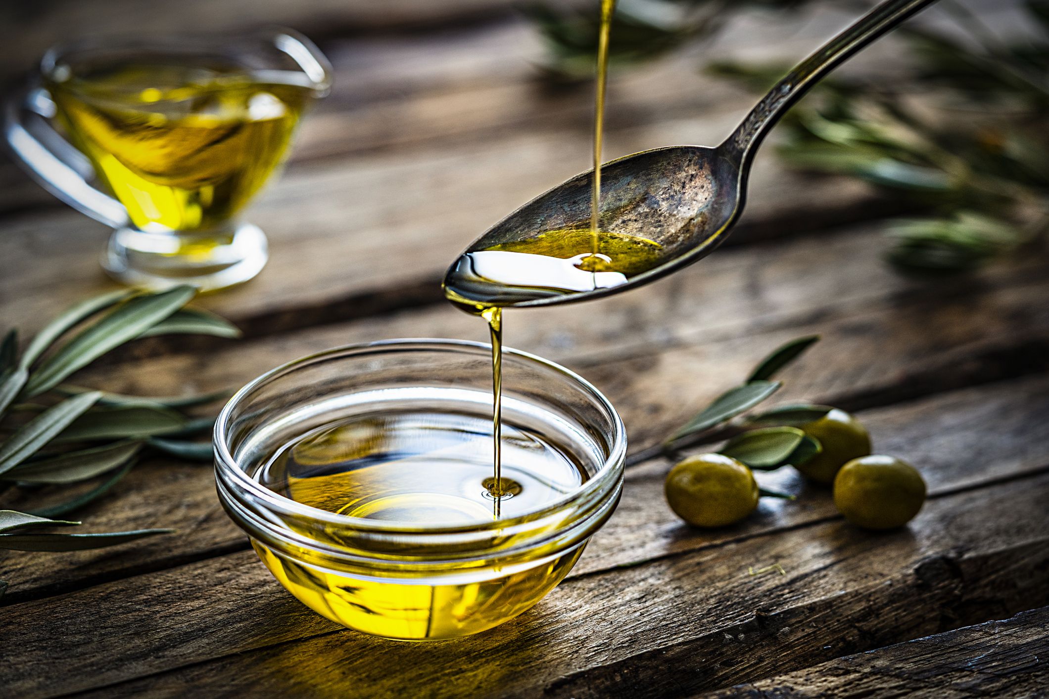 Olive Oil Benefits For Skin, Hairs and Health - The Post City