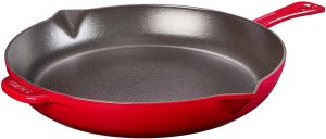 seasoned cast iron skillet