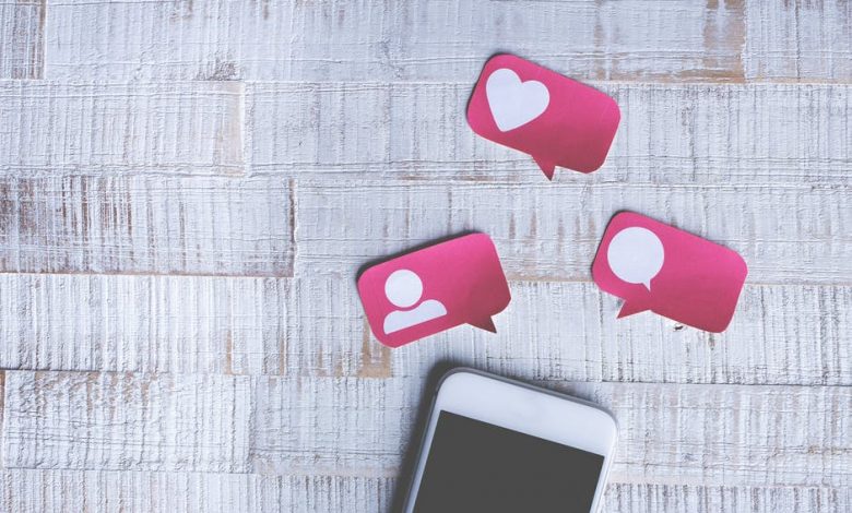 how to make money on social media